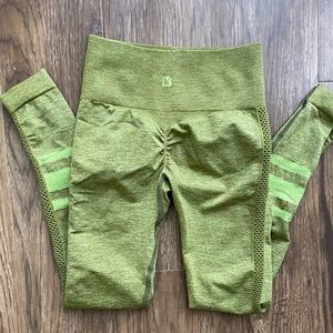 Buffbunny xsmall leggings